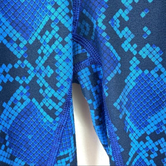 LULULEMON high times
Mini ziggy snake pipe dream - Picture 11 of 16